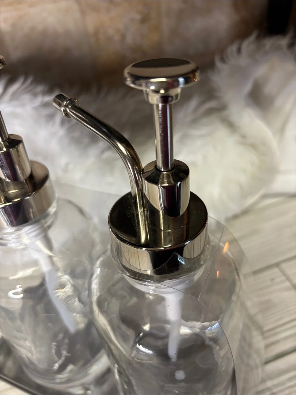 Elegant Silver Chrome Clear Soap Lotion Dispenser Set NEW